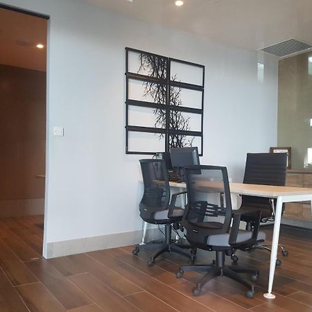 Jinhold Hotel & Serviced Apartment Miri Eksteriør billede