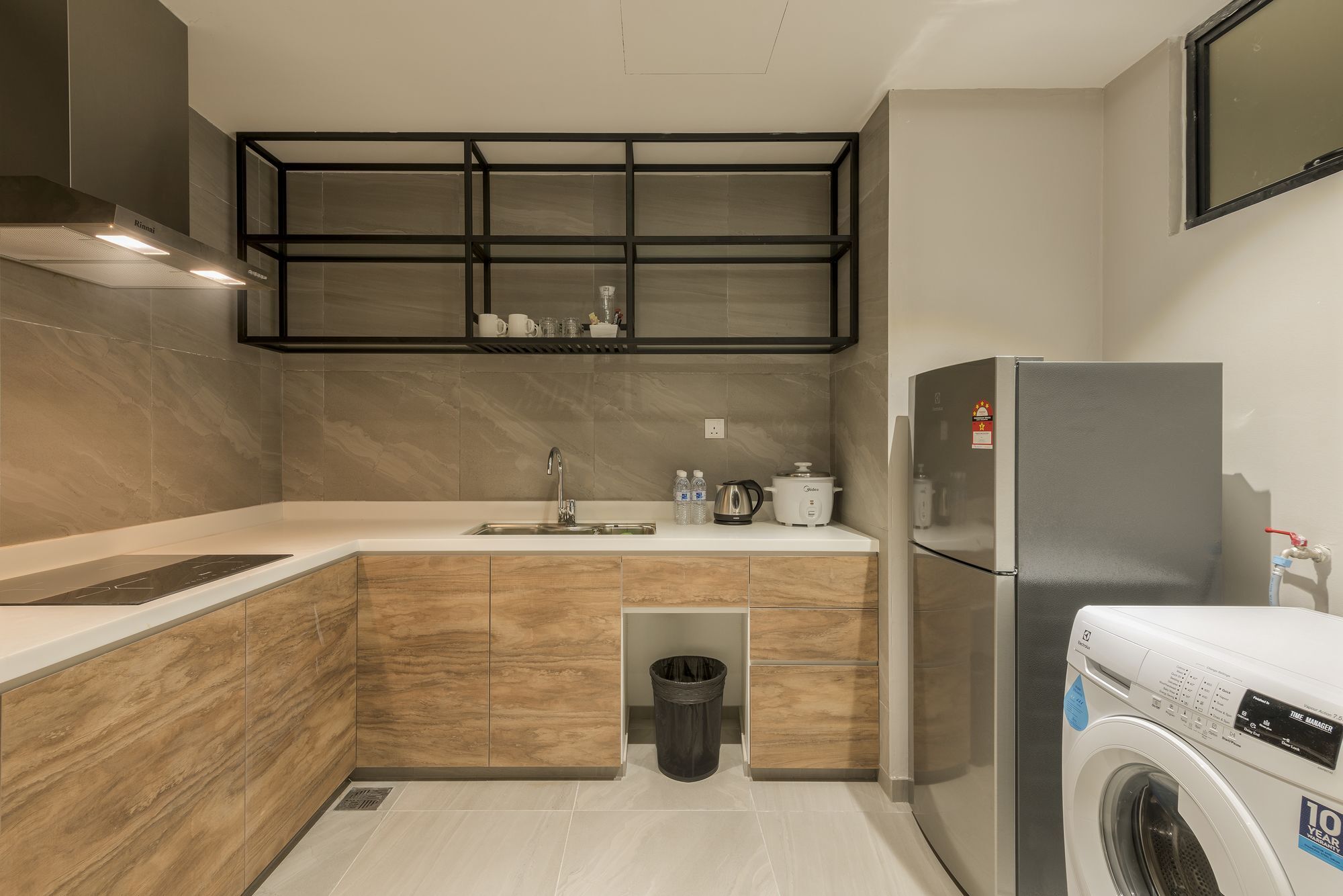 Jinhold Hotel & Serviced Apartment Miri Eksteriør billede