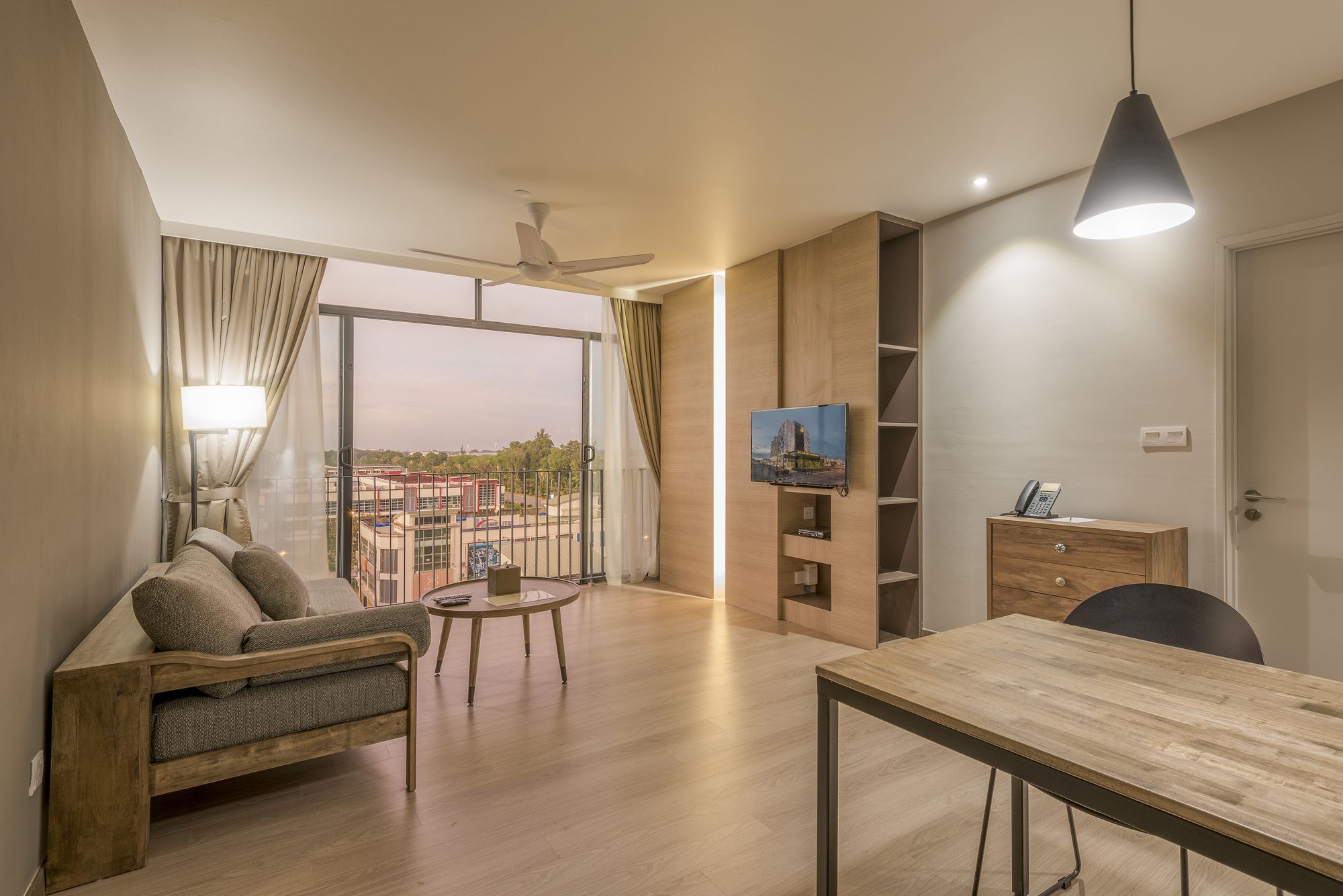 Jinhold Hotel & Serviced Apartment Miri Eksteriør billede